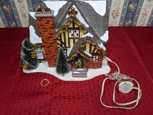 lot 198 image: RETIRED Department 56 The Original Snow Village The Angel House