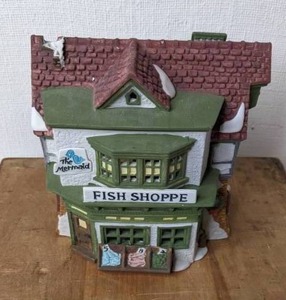 lot 137 image: Department 56 Heritage Village Collection Dickens Village Series The Mermaid Fish Shoppe