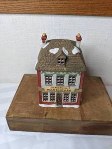 lot 77 image: Department 56 Heritage Village Collection Dickens Village Series Fezziwigs Warehouse, 1986