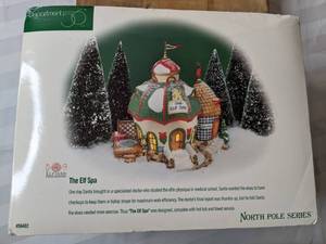 lot 78 image: Department 56 Elfland North Pole Series The Elf Spa, 1998