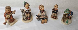 lot 125 image: Hummel Figurine Collection (5) Purchased in Germany