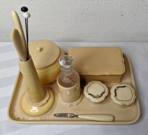 lot 128 image: VintageAntique Celluloid French Ivory Vanity Set with Tray