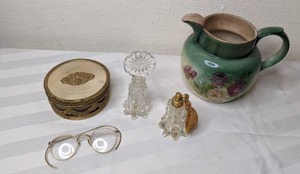 lot 129 image: Charming Grouping of (5) AntiqueVintage Decor Items