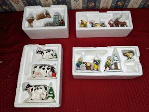 lot 352 image: Vintage Department 56 Heritage Village Collection & The Original Snow Village, Set of (4)