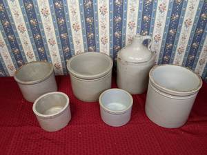 lot 382 image: Stoneware Crocks and Jug