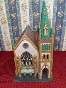 lot 206 image: Vintage Department 56 Christmas in the City Series All Saints Corner Church