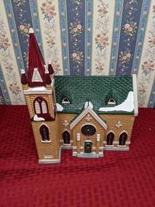 lot 201 image: Vintage Department 56 The Original Snow Village Mount Olivet Church