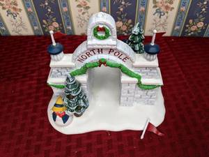 lot 205 image: Vintage Department 56 Heritage Village Collection North Pole Gate