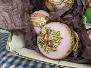 lot 323 image: Set of Wax Victorian Christmas Ornaments From West Germany