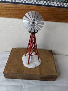 lot 262 image: Department 56 The Original Snow Village Windmill