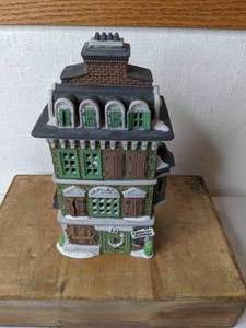 lot 252 image: Heritage Village Collection Dickens Village Series The Flat of Ebenezer Scrooge