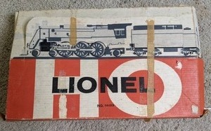 lot 654 image: Vintage Lionel No. 14133 Train Set includes 3 Trains Plus Tracks