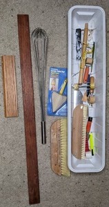 lot 662 image: Mixed Lot of Paint Supplies, Wood Trim and 24L Wire Whisk