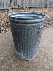 lot 544 image: Galvanized Steel Garbage Can