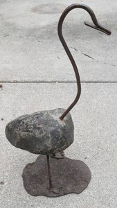 lot 526 image: Baby Duck Rock Yard Art