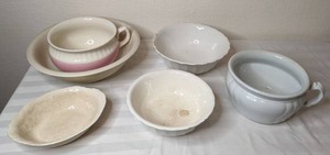 lot 646 image: Vintage China Collection - 6 Pieces by W&C P.Co., Johnson Bros. England, KT&K, TST Co. and More