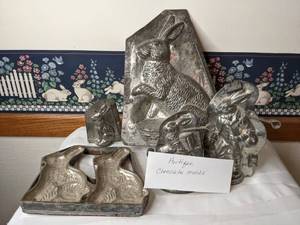 lot 625 image: Five Antique Bunny Rabbit Chocolate Molds