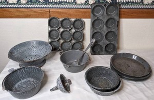 lot 632 image: Set of Vintage Gray Enamel Cookware Muffin Tins, Colander, Pots, Pans and More