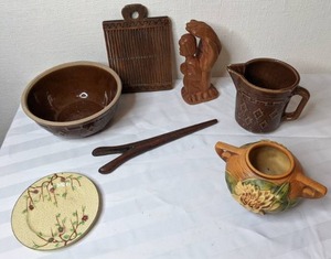 lot 636 image: Collection of Vintage Ceramics and Wood Items Antique Tape Loom, Monmouth Western Stoneware, Roseville Pottery and More