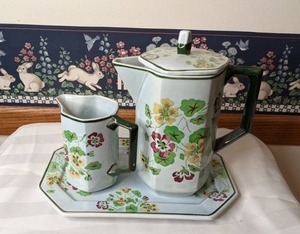 lot 452 image: Gorgeous Vintage Floral Coffee and Creamer Pitcher Set