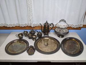 lot 478 image: Set of (13) Vintage Silver Serving PlattersTrays and Tea Set