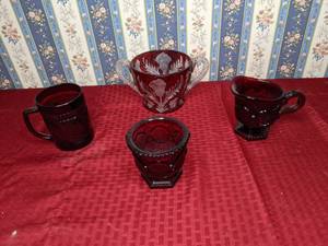 lot 433 image: Vintage Collection of Four Ruby Blood Glasses