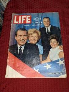 lot 698 image: Vintage Magazine and Book Collection - Life Magazine, People Magazine, Books, and More