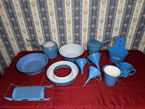 lot 428 image: Vintage Kitchen Accessories Grater, Measuring Cup, Tea Strainer, Funnels, Strainer, Cooking Pots and More