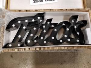lot 515 image: Titos Lighted Sign