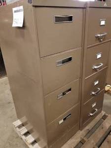 lot 541 image: All-Steel Metal File Cabinet 4-drawer