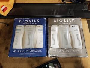 lot 408 image: Lot of (2) Biosilk Womens Shampoo and Conditioner 3-pack
