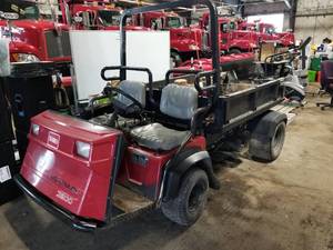 lot 301 image: Toro Workman 3200 Liquid Cooled Gas Utility Vehicle with Bed