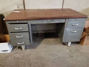 lot 458 image: MetalComposite Top Office Desk 8-drawer