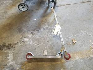 lot 684 image: Scooter