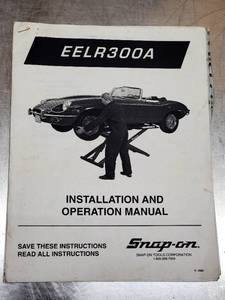 lot 13 image: SNAP-ON Portable Hydraulic Car Lift