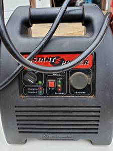 lot 103 image: Instant Power Jump Box