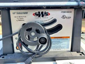 lot 96 image: Heavy Duty Portable 10 Table Saw