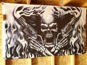 lot 127 image: Nylon Skull Banner