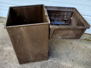 lot 151 image: Garage Trash Bin Receptacle