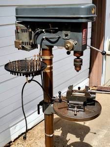 lot 14 image: Central Heavy Duty Shop Drill Press