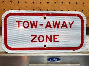 lot 251 image: (2) Small Street Signs