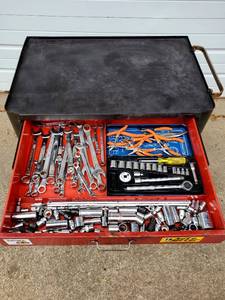 lot 210 image: (3) Drawer Locking REM Rolling Tool Cart with Contents