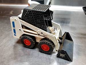 lot 263 image: (4) Assorted Die Cast Construction Toys Lot