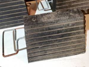 lot 171 image: Set of (4) Wheels Chocks Lot