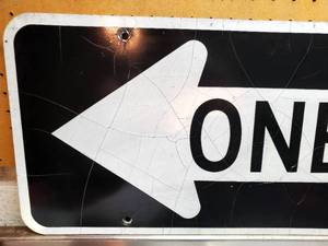 lot 207 image: Aluminum One Way Street Sign