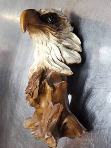 lot 183 image: Composite Eagle Head Statue