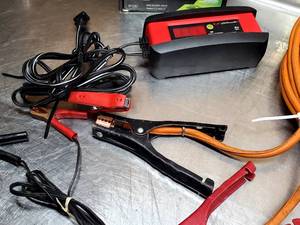 lot 218 image: Assorted Shop Accessories Lot