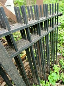 lot 293 image: (4) Wrought Iron Fence Panels Lot