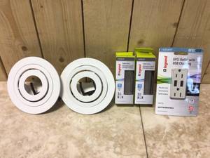 lot 71 image: Lot of Misc Items See Pictures