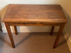 lot 14 image: Antique Desk